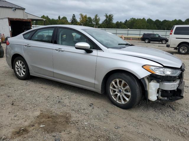 VIN 3FA6P0G72HR212716 2017 Ford Fusion, S no.4