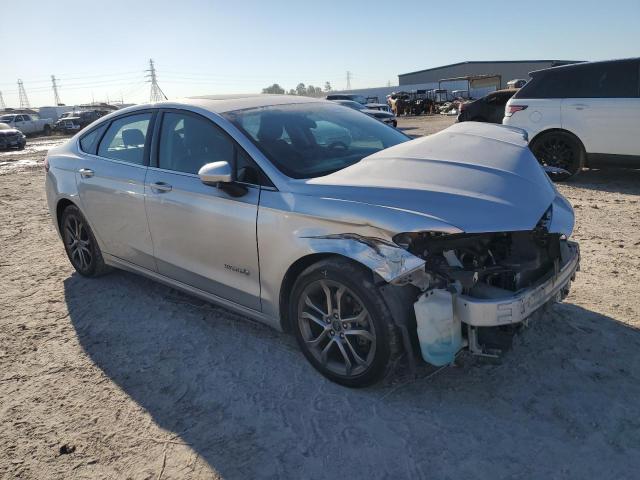 VIN 3FA6P0LU9HR356789 2017 Ford Fusion, Se Hybrid no.4