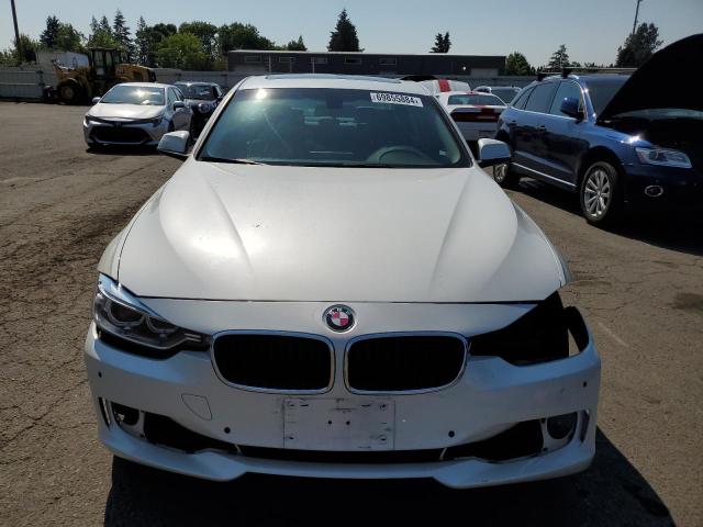 VIN WBA3C3G53FNT52280 2015 BMW 3 Series, 320 I Xdrive no.5