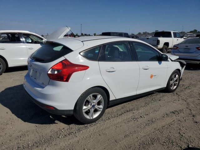 FORD FOCUS SE 2014 white hatchbac gas 1FADP3K26EL458876 photo #4
