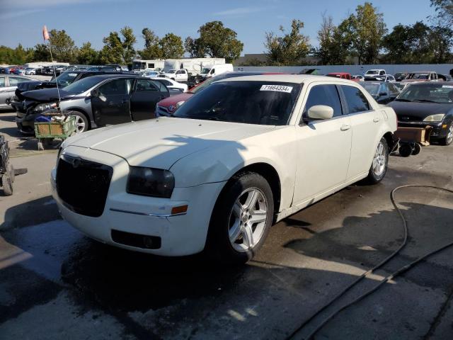 Global Auto Auctions: 2006 CHRYSLER 300 TOURIN