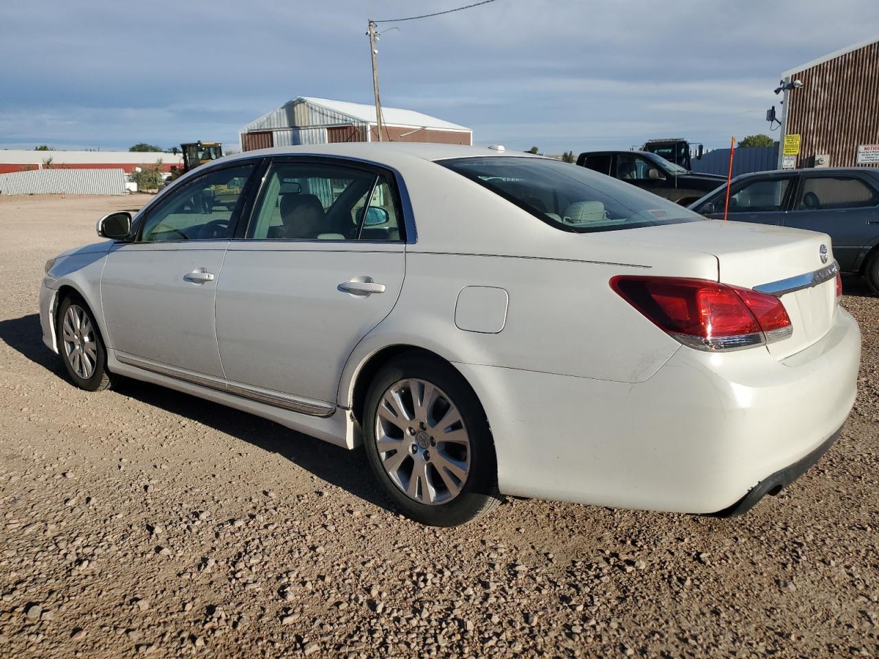 Lot #2880988995 2012 TOYOTA AVALON BAS