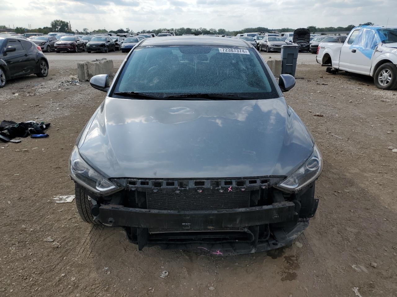 Lot #2996723836 2017 HYUNDAI ELANTRA SE