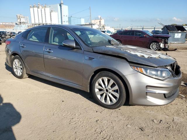 VIN 5XXGU4L37GG076565 2016 KIA Optima, EX no.4