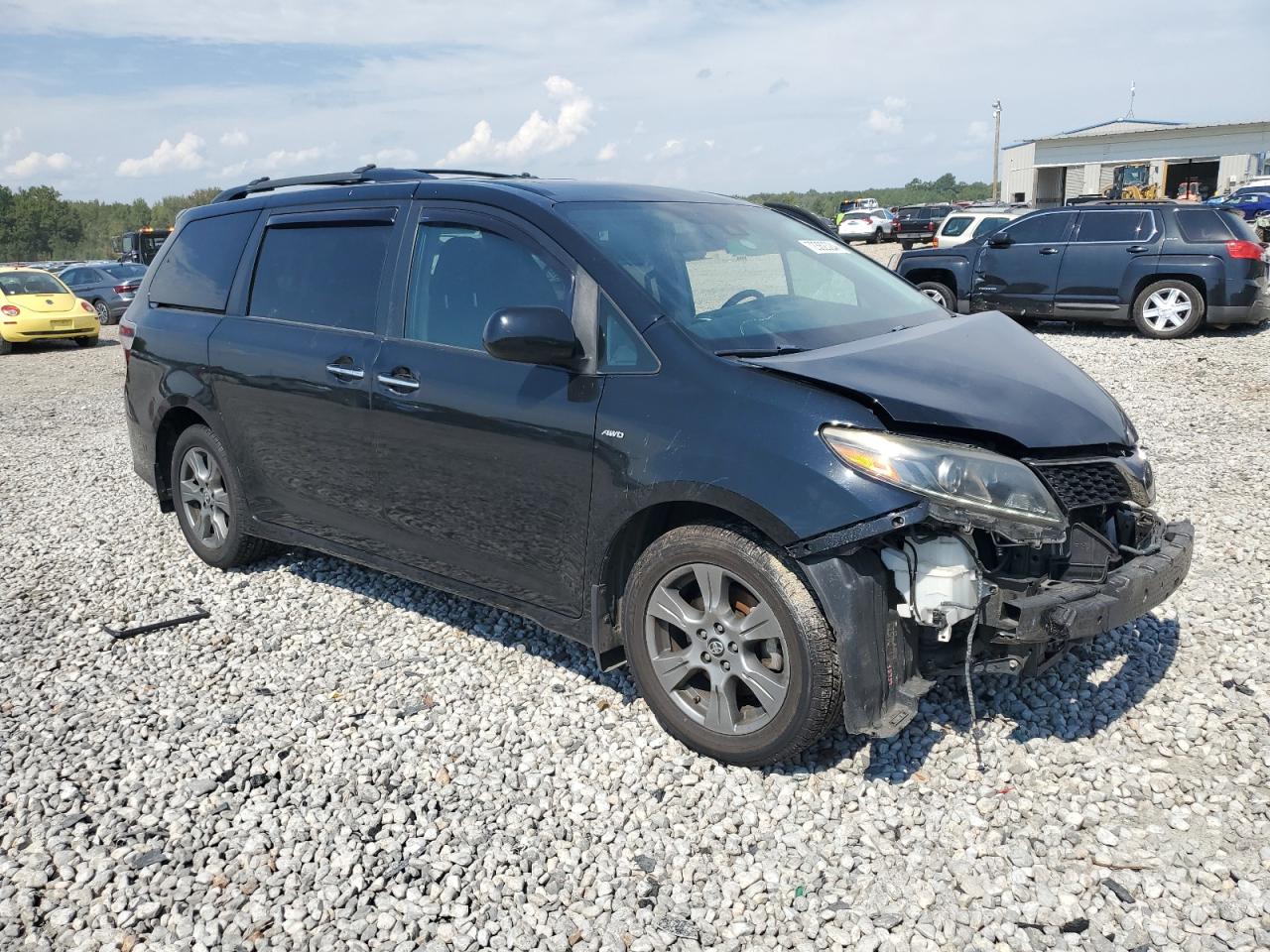 Lot #2969894935 2019 TOYOTA SIENNA SE