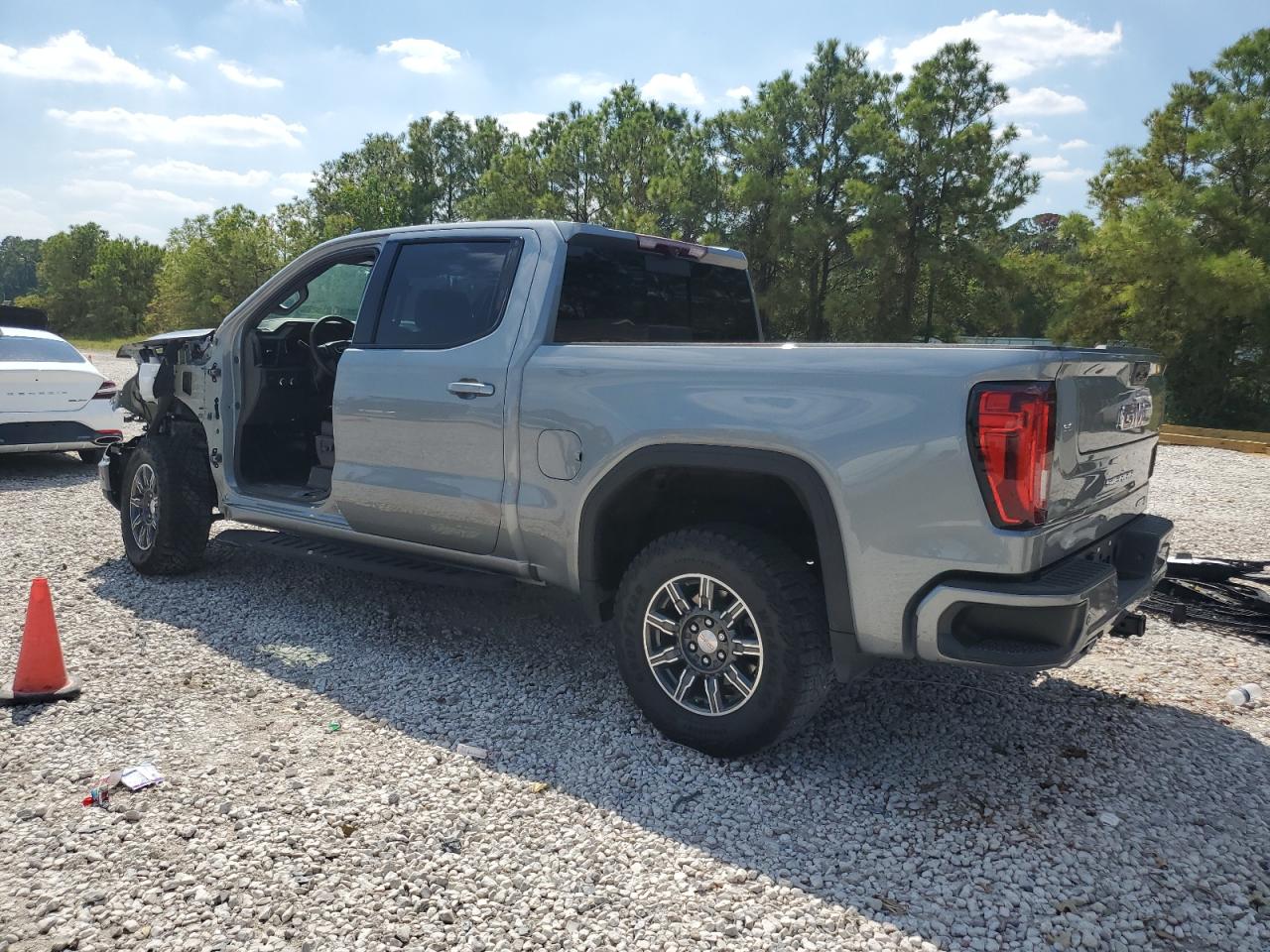 Lot #2955422627 2024 GMC SIERRA K15