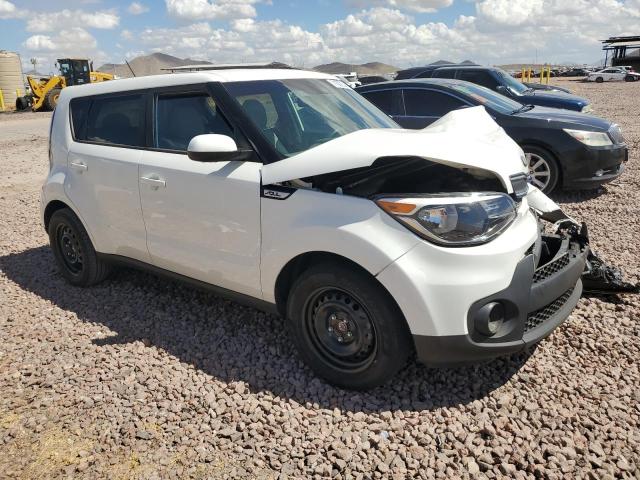 VIN KNDJN2A26J7907698 2018 KIA Soul no.4