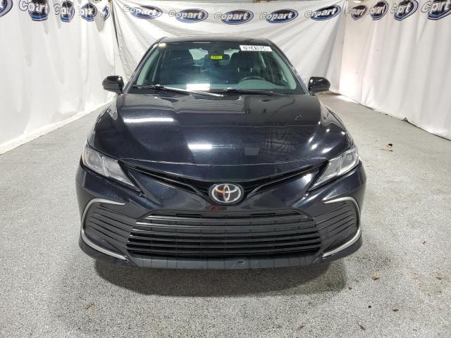 2021 TOYOTA CAMRY LE - 4T1C11AK5MU573941