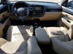 MITSUBISHI OUTLANDER photo