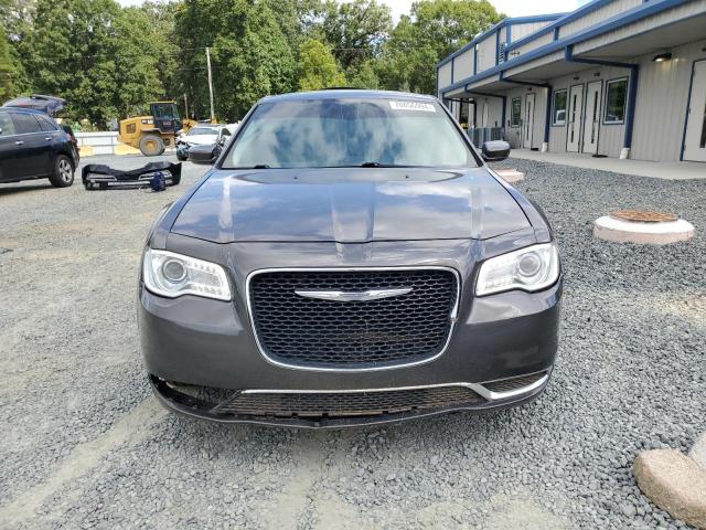 VIN 2C3CCARG3HH647949 2017 Chrysler 300, Limited no.5