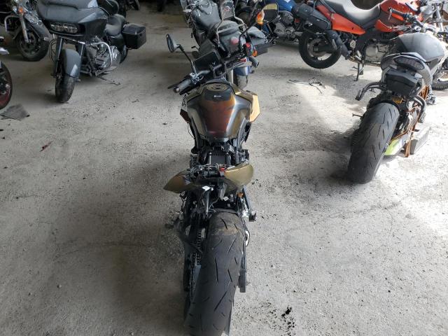 2024 SUZUKI GSX800 R - JS1EM11B4R7100326