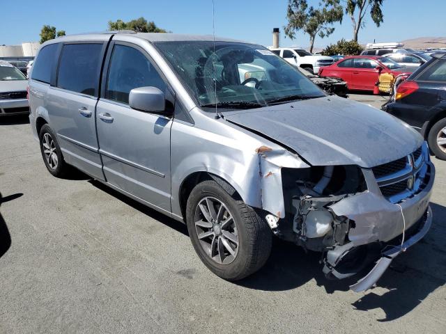 VIN 2C4RDGCG7HR617104 2017 Dodge Grand Caravan, Sxt no.4