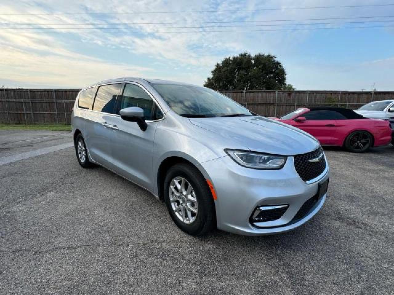 2023 Chrysler PACIFICA, TOURING L