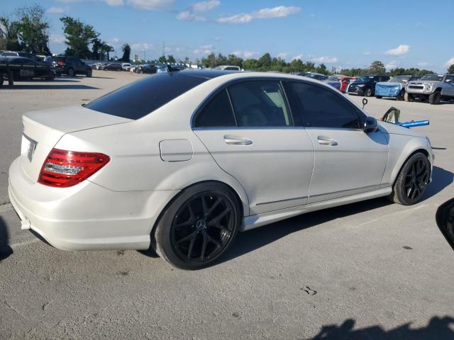 VIN WDDGF4HBXDR285825 2013 MERCEDES-BENZ C-CLASS no.3