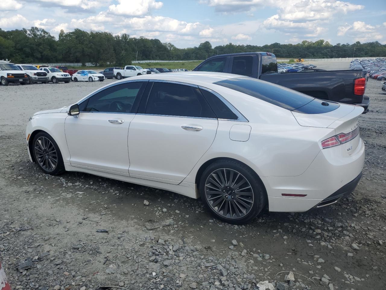 Lot #2928711825 2015 LINCOLN MKZ