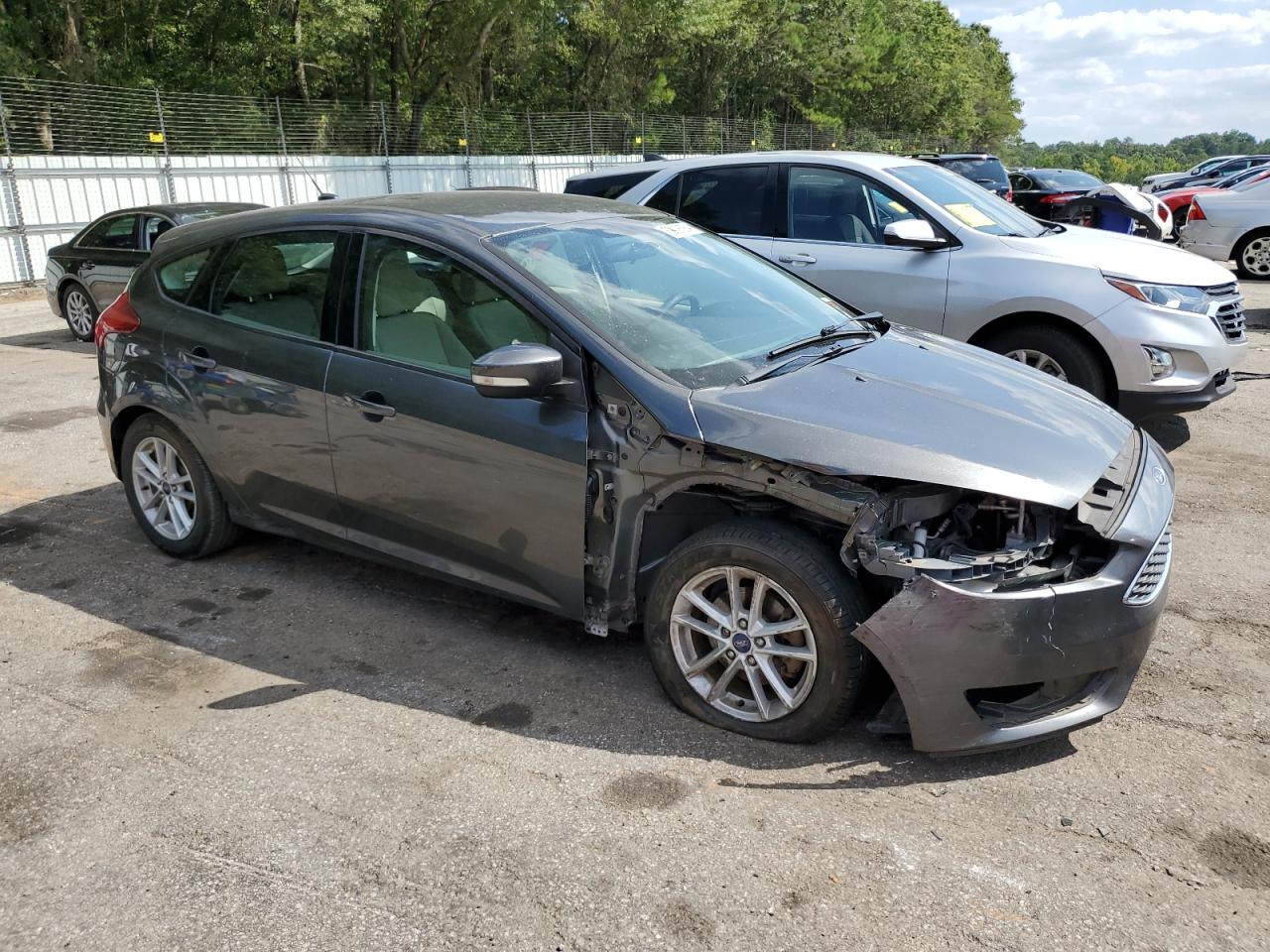 2017 Ford FOCUS, SE