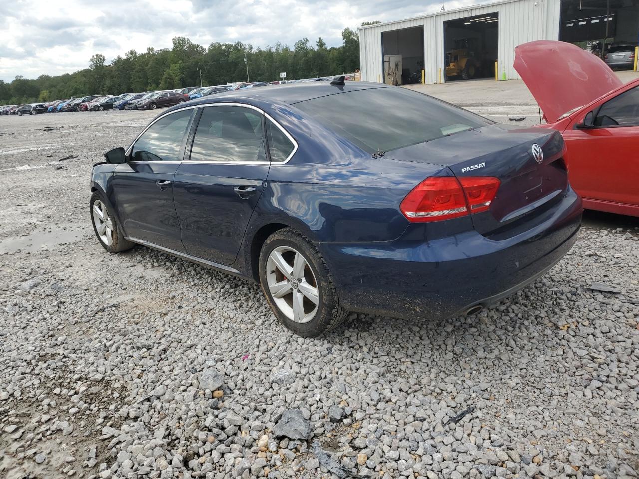 VOLKSWAGEN PASSAT SE