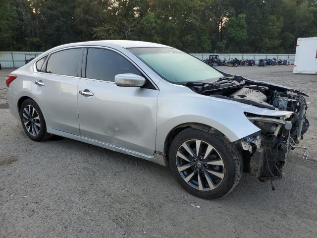 VIN 1N4AL3AP7HC208885 2017 Nissan Altima, 2.5 no.4