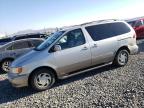 TOYOTA SIENNA LE photo