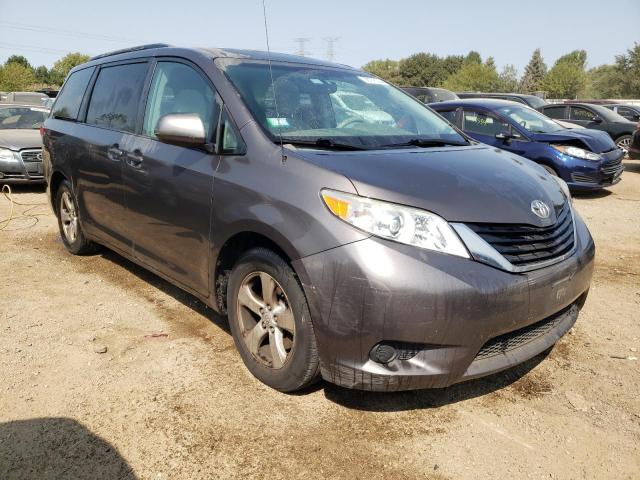 VIN 5TDKK3DC5DS317512 2013 Toyota Sienna, LE no.4