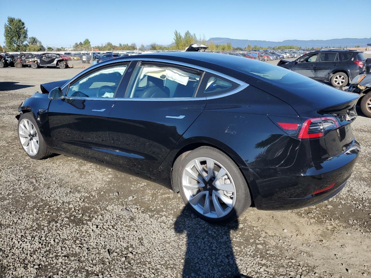 Lot #2960346746 2018 TESLA MODEL 3