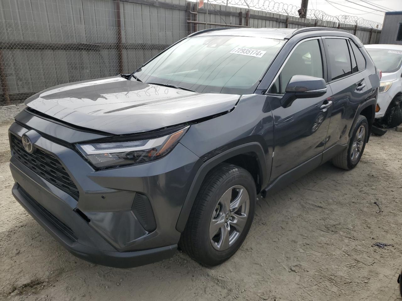 Toyota RAV4 2024 XLE