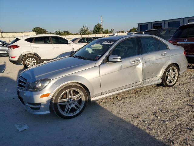 VIN WDDGF4HB7EG253475 2014 Mercedes-Benz C-Class, 250 no.1