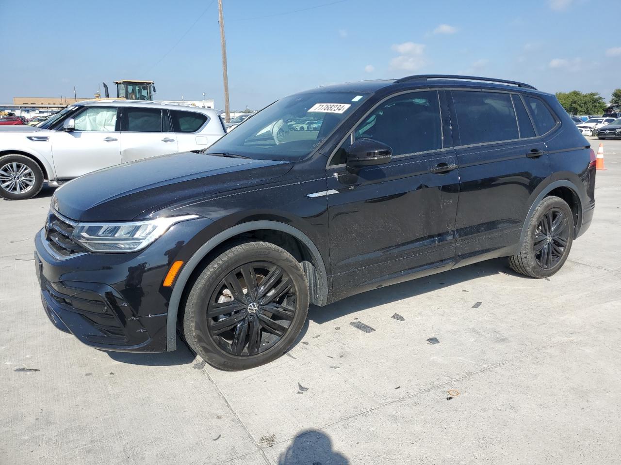 Volkswagen Tiguan 2022 SE R-Line Black