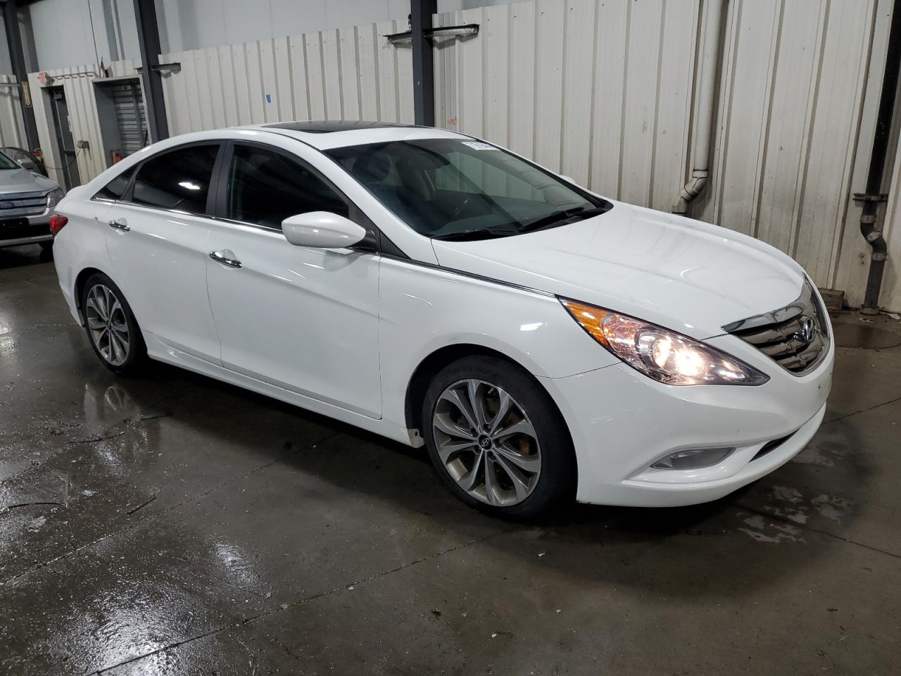 Lot #2890908776 2013 HYUNDAI SONATA SE