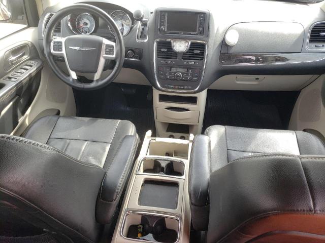 2016 CHRYSLER TOWN & COU - 2C4RC1BG3GR135469