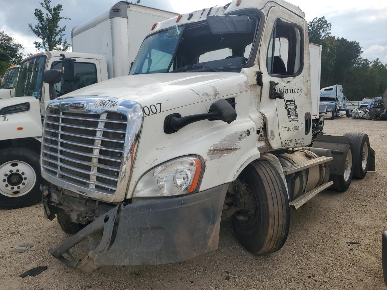 Lot #3006641414 2017 FREIGHTLINER CASCADIA 1