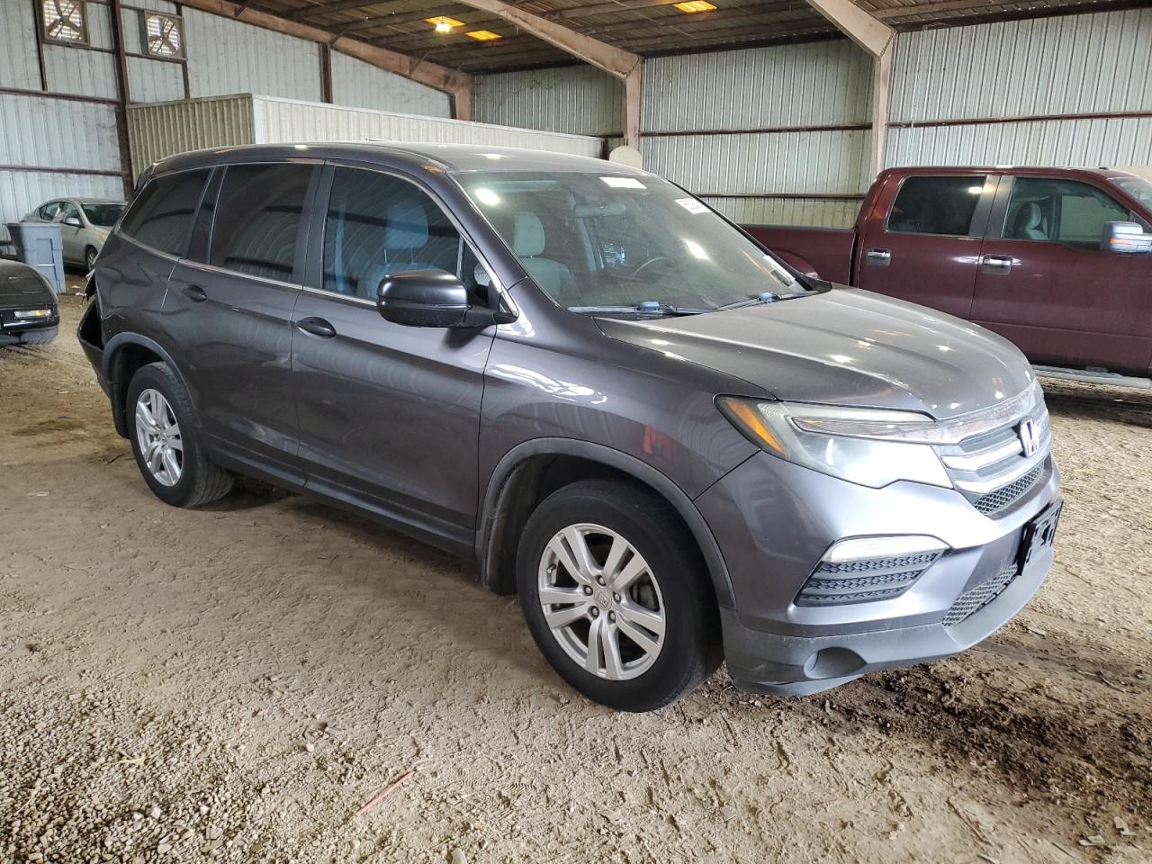 Lot #2919480235 2017 HONDA PILOT LX