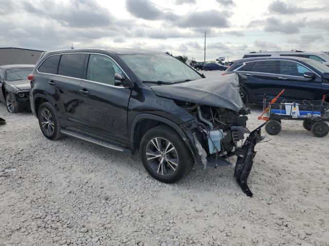 VIN 5TDZZRFH2HS231134 2017 Toyota Highlander, LE no.4