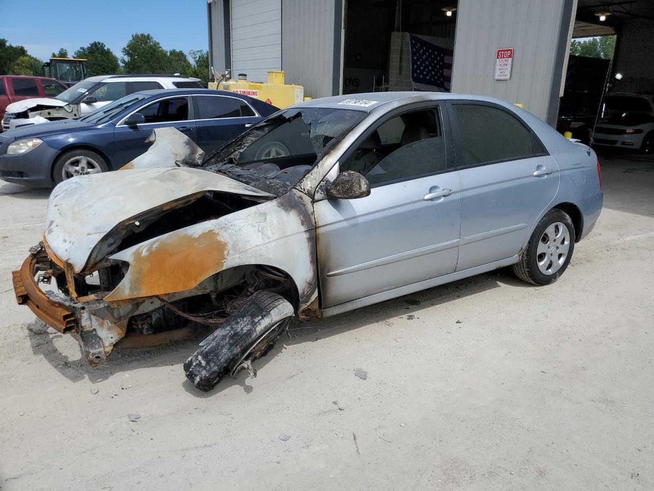 KIA SPECTRA LX 2006 silver  gas KNAFE121665348840 photo #1