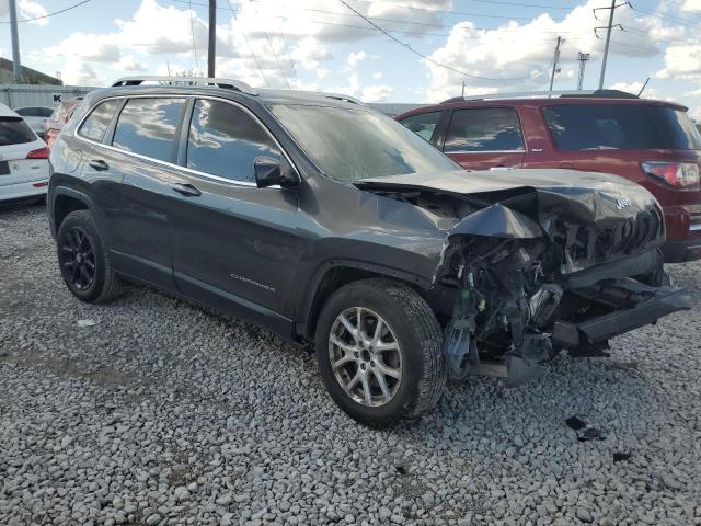 VIN 1C4PJLCS6GW138398 2016 Jeep Cherokee, Latitude no.4