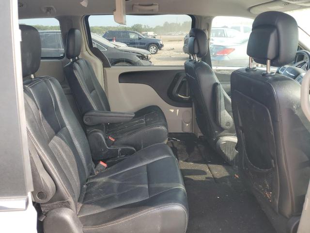 2015 CHRYSLER TOWN & COU 2C4RC1BG1FR645009