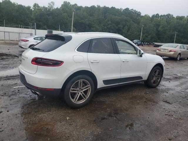 VIN WP1AB2A54GLB53959 2016 Porsche Macan, S no.3