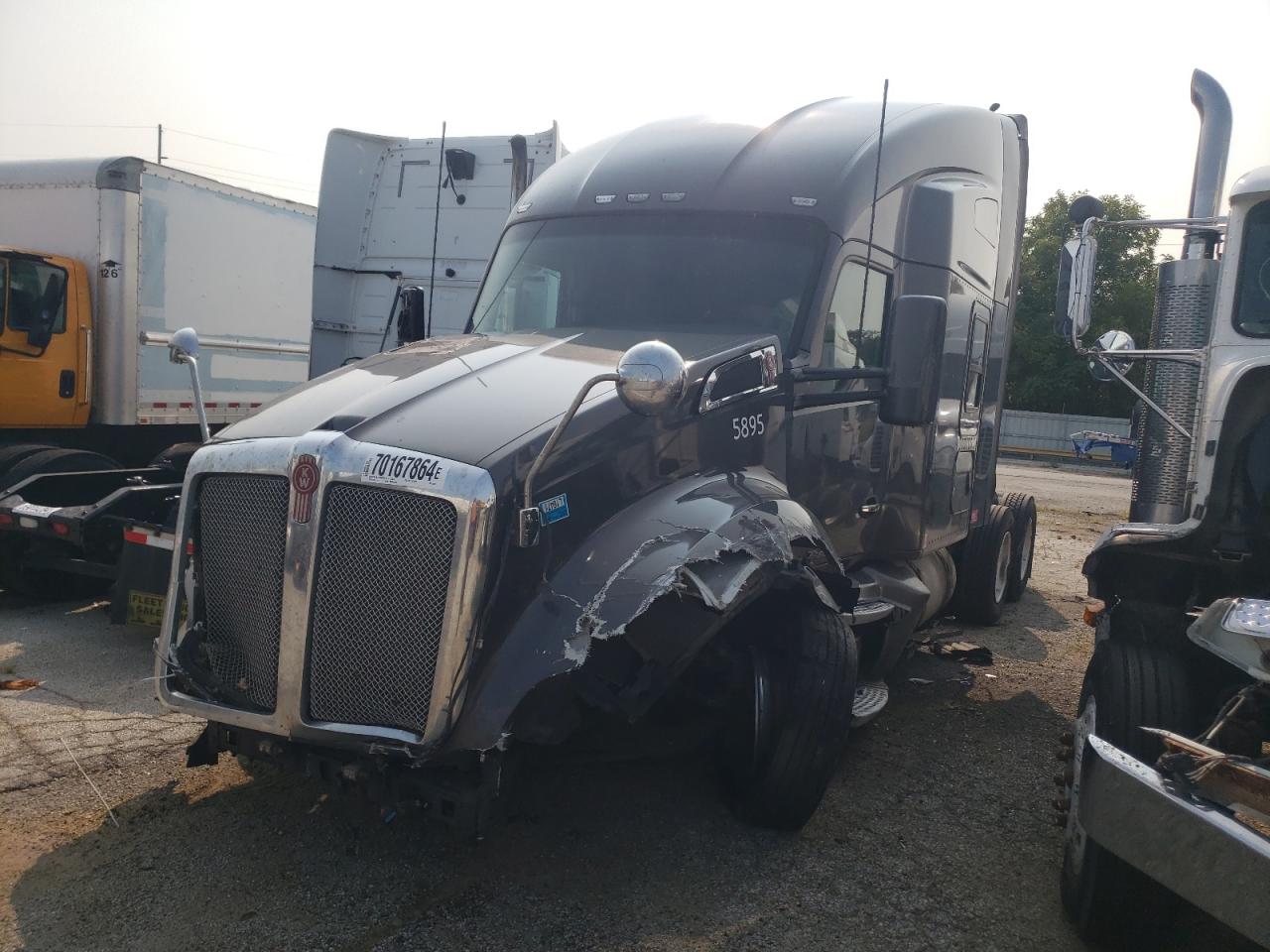 Lot #2845471620 2017 KENWORTH CONSTRUCTI