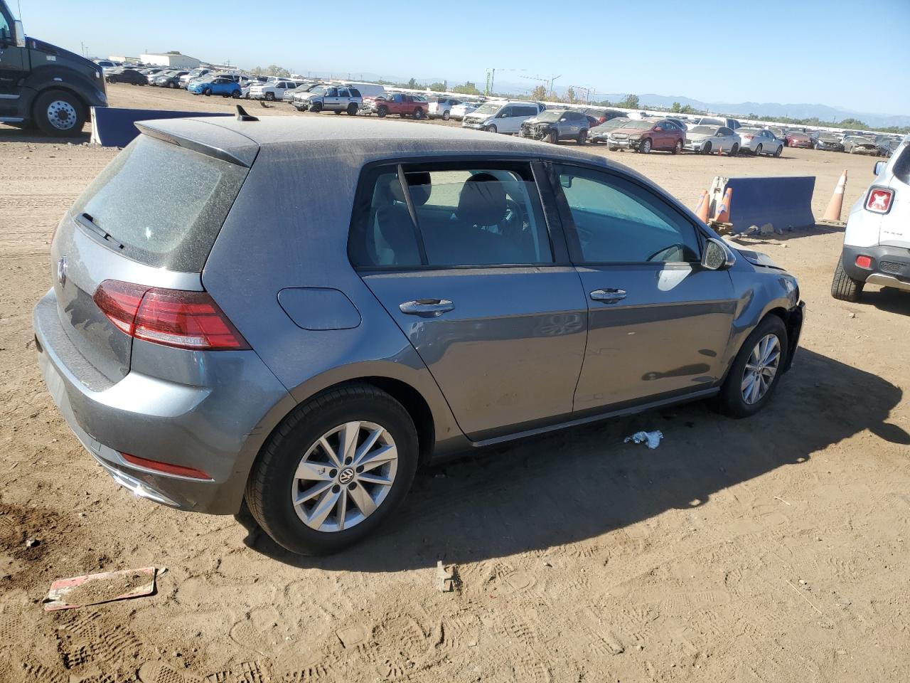 Lot #2928832498 2019 VOLKSWAGEN GOLF S