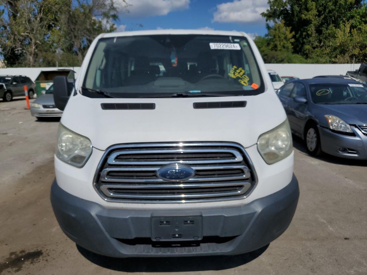 Lot #2914360173 2015 FORD TRANSIT T-