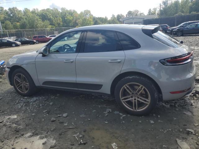 VIN WP1AA2A56MLB00663 2021 Porsche Macan no.2