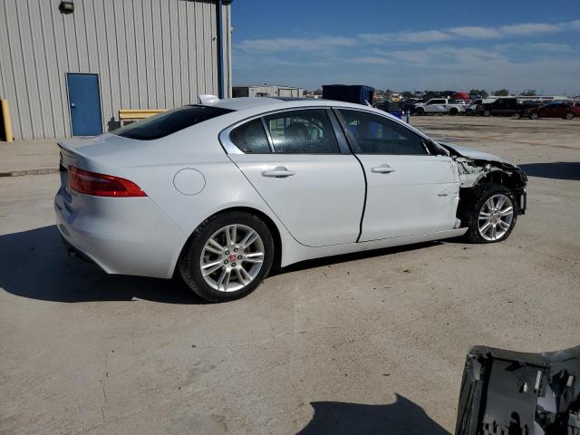 2018 JAGUAR XE PREMIUM - SAJAD4FX8JCP32379
