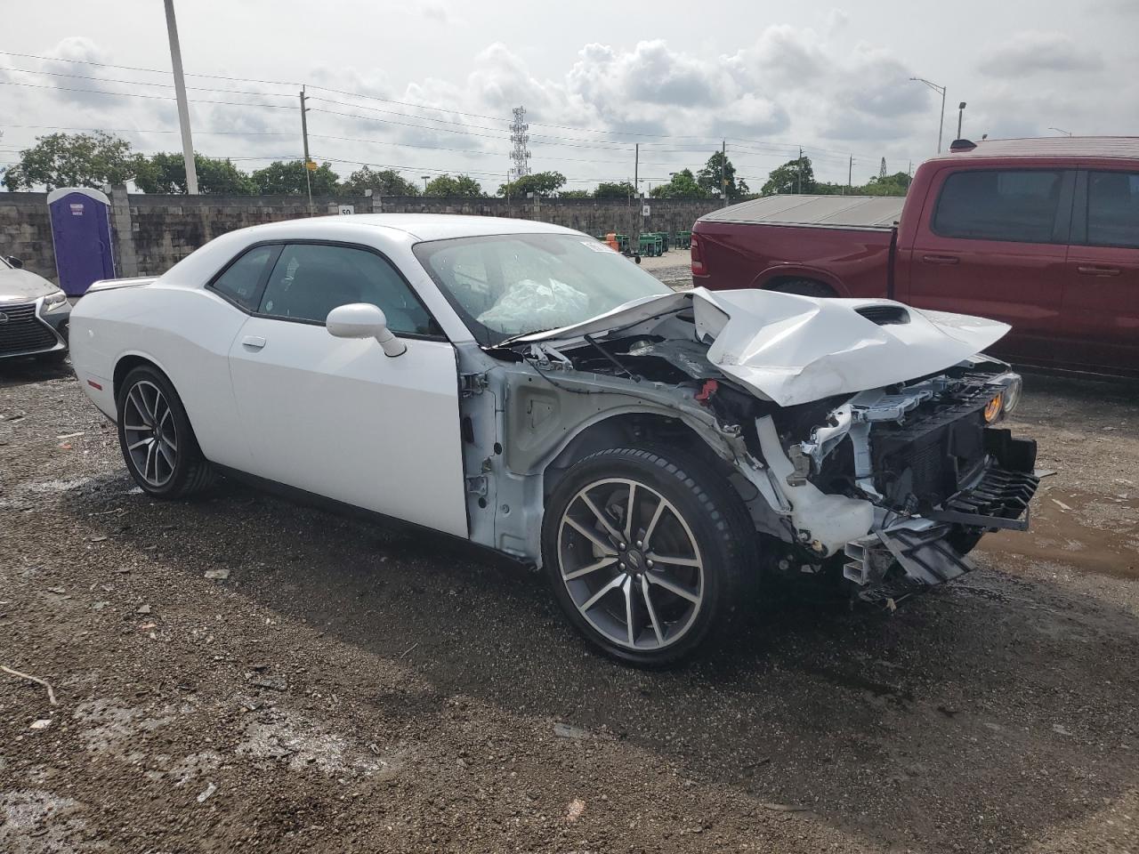 Lot #2948437911 2023 DODGE CHALLENGER