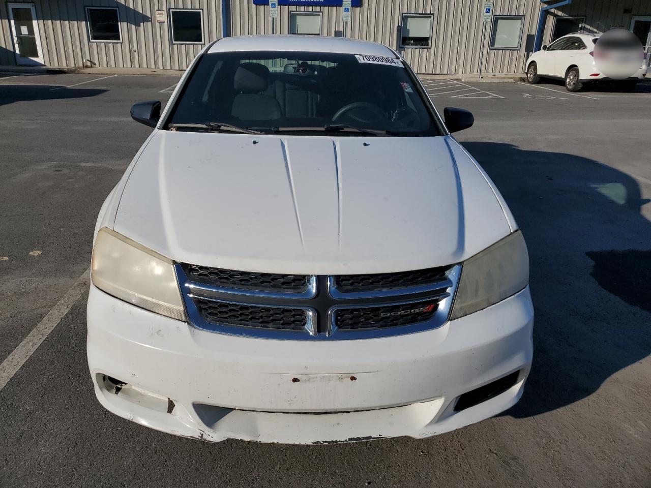 Lot #2883160278 2014 DODGE AVENGER SE