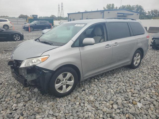 VIN 5TDKK3DC7ES426250 2014 Toyota Sienna, LE no.1