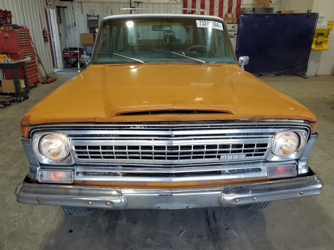 Lot #2974203350 1972 JEEP WAGONEER