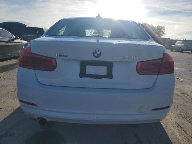 VIN WBA8E5G57JNV02301 2018 BMW 3 Series, 320 XI no.6