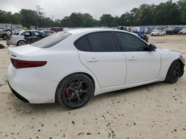 VIN ZARFAMAN8K7600094 2019 Alfa Romeo Giulia no.3