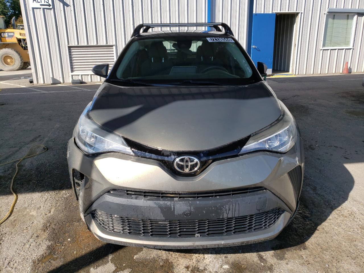 Lot #2942879277 2021 TOYOTA C-HR XLE