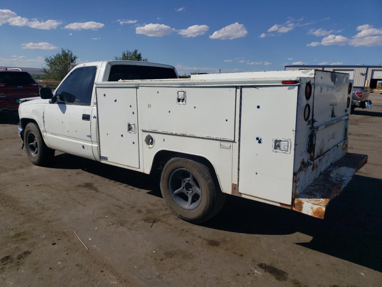 Lot #2909162351 1989 CHEVROLET GMT-400 C2